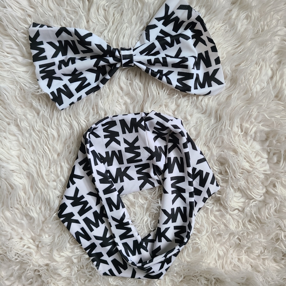 MK Infinity Scarf